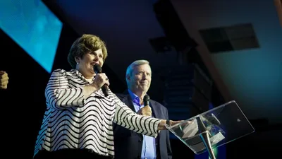 "A reforma de Deus no Brasil não será parada por homens ou governos", declara Cindy Jacobs