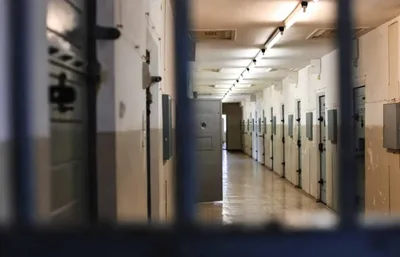 Jovem cumpre prisão de cinco anos na Somália por conversão