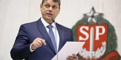 Governador Tarcísio diz que oração é sua prioridade: ‘Não inicio projetos sem orar’