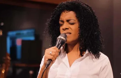 Cantora gospel Kemilly Santos grava seu primeiro DVD