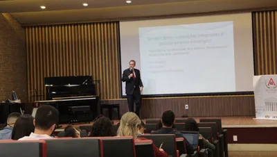 ANAJURE oferece bolsas para jovens cristãos e bacharéis em Direito