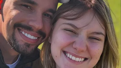 'Estou vivíssima': jovem com câncer terminal diz que está grávida
