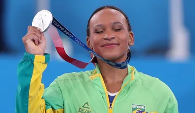 Rebeca Andrade após medalha de prata: ‘Deus me capacitou’