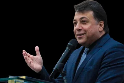 Pastor Dilmo dos Santos é internado para tratar pneumonia