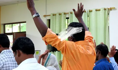 "Minha mãe ganhava a vida com rituais de magia negra", diz pastor evangélico | Notícias Gospel