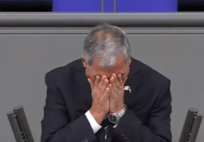 Presidente do Knesset chora em discurso ao parlamento alemão sobre o holocausto