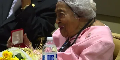 Mulher de 105 anos revela segredo para uma vida longa: \"Estudar a Bíblia\"