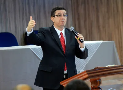 "É muito possível que já estejamos no princípio das dores", diz apologista cristão