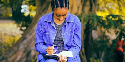 Dicas de devocionais para exercitar a fé em 2025