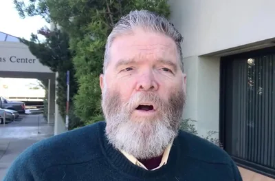 Homem considerado morto volta à vida e agradece a Jesus