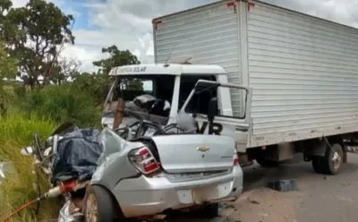 Cantor gospel “quase morre” em acidente à caminho do velório do esposo de Sulamita Alves