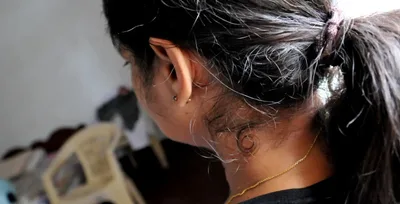Jovem ora pelo pai no Sri Lanka durante anos por sua conversão