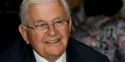 James M. Houston falece aos 103 anos