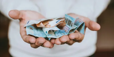 Estudo mostra que doar para necessitados aumenta nível de felicidade