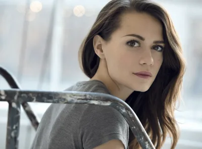 Atriz de Hollywood se converteu através de Tim Keller após 10 anos em seita