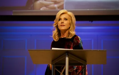 "Para muitas pessoas que sofreram abuso, a igreja é um lugar inseguro", diz pastora