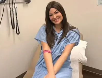 "Jesus me mantém", diz ex-modelo de Victoria's Secret após cura do câncer