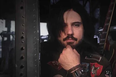 Guilherme de Sá, um dos principais nomes da música católica, diz que odeia cantar