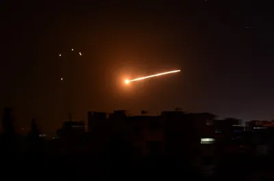 Israel revida ataque com míssil dentro do território iraniano