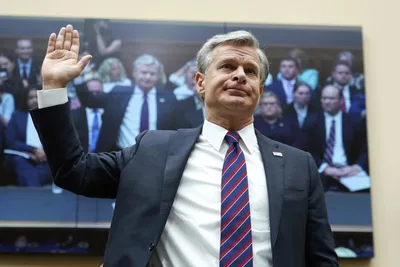 Diretor do FBI diz que as ameaças terroristas estão aumentando nos EUA