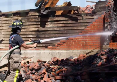Pelo menos 45 igrejas atacadas no Canadá, incêndios e violência aumentam