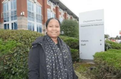 Professora é punida por se opor a agenda LGBT em escola cristã