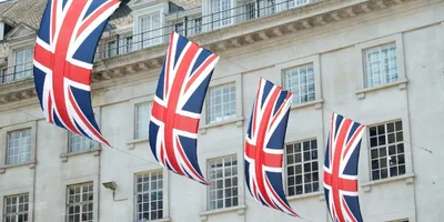 Bomba no ativismo LGBT: Vazamento de dados e veto à 'mudança de sexo' na Inglaterra