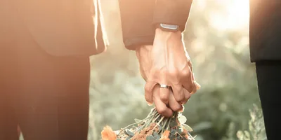 Cristãos devem ir a casamento LGBT? Pastores respondem