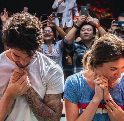Alexandre Pato e Rebeca Abravanel são batizados nas águas: “Seguindo a vontade de Deus" | Notícias Gospel