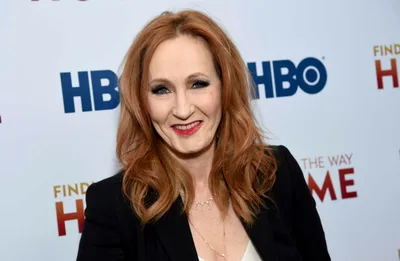 ‘Sexo Biológico importa’: Autora de “Harry Potter” comenta estupro por trans