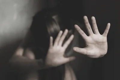 Pastor se passa por adolescente para conversar sexualmente com garota de 10 anos no WhatsApp
