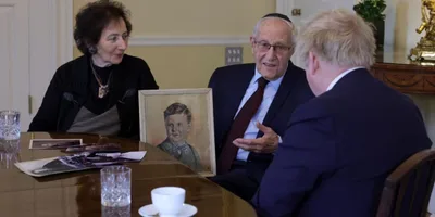 Judeu sobrevivente conta como foi salvo por um \"anjo\" durante o Holocausto