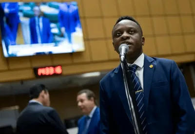 Deputado denuncia ex-presidente do PT por racismo contra judeus