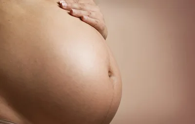 Governador se diz “um bom católico” ao defender aborto até o nascimento