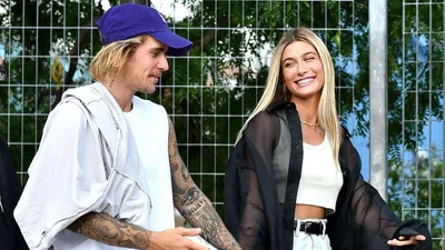 Fiéis da Hillsong acusam Justin Bieber e sua esposa de serem falsos cristãos | Notícias Gospel