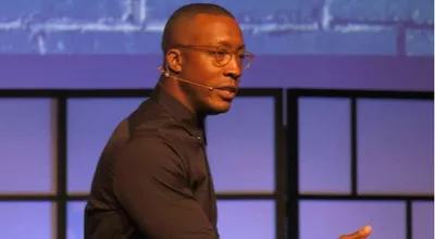Ex-jogador da NFL vira pastor e planta igreja nos EUA: "Deus tinha um plano melhor"