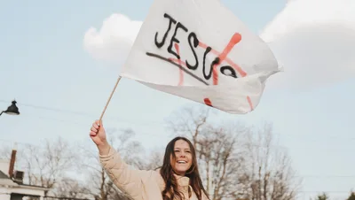 Ideologia de Gênero x Igreja: ‘Não nos curvamos às mudanças da sociedade’