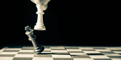 O exercício da crueldade do poder: No real e no imaginário