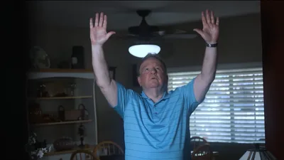 Homem com cisto no rim é curado após revelação da doença em programa de TV cristão