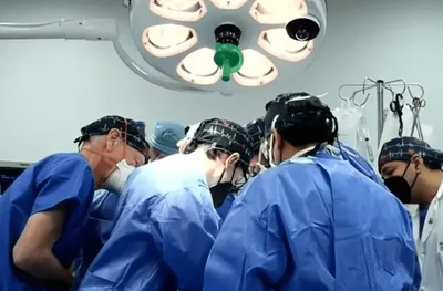 Transplante de útero pode permitir que homens biológicos gerem filhos