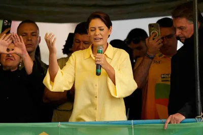 Saiba quem é a mentora espiritual de Michelle Bolsonaro