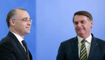 Mensagens revelam apoio de André Mendonça a Lava Jato
