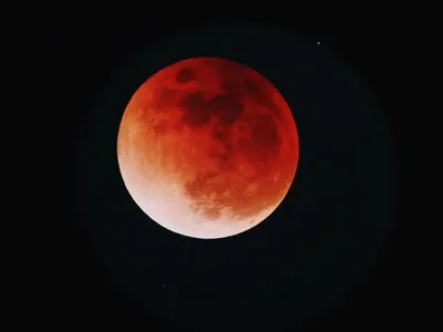 Maior eclipse lunar do século terá Lua de Sangue visível para diversos países