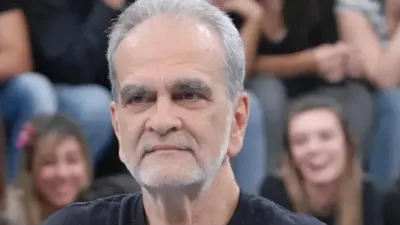 Com demência, jornalista ateu se orgulha por "não ter" Deus