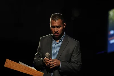 Ex-ateu confessa: "Não fomos criados para vivermos independentes de Deus" | Notícias Gospel