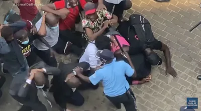 Polícia agride fiéis da Universal em Angola durante manifestação pacífica