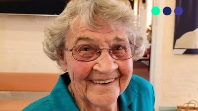 Aos 91 anos, idosa permanece ativa servindo a Deus na Igreja