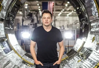 Elon Musk diz concordar com os ensinamentos de Jesus Cristo