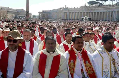 Padres gays: livro expõe contradições e silêncio da Igreja