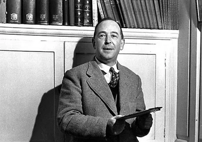 Filme da conversão do ateísmo para o cristianismo de C. S. Lewis